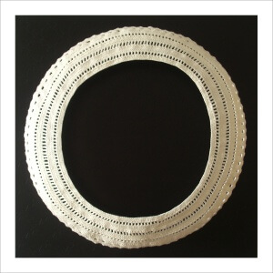 Ulrike Stolte A4 Applikationszyklus 100x100x35cm 2009 PVC Crocheted Wool Textile Circle White